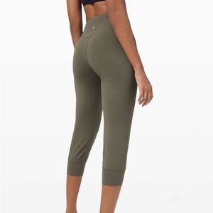 lululemon Align™ High-Rise Jogger Crop